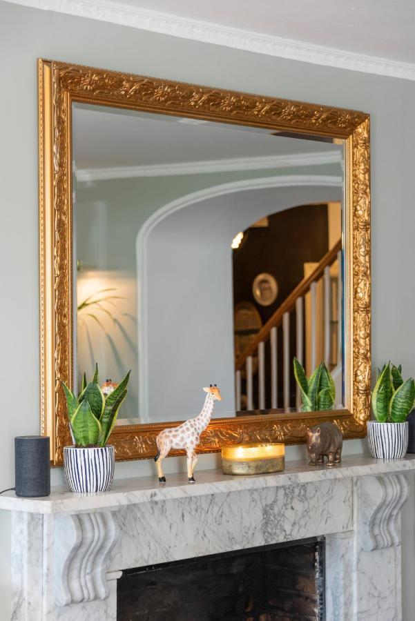 Cotswold Manor House - Country House Retreat With Hot Tub, Ideal For Large Groups Petty France Bagian luar foto