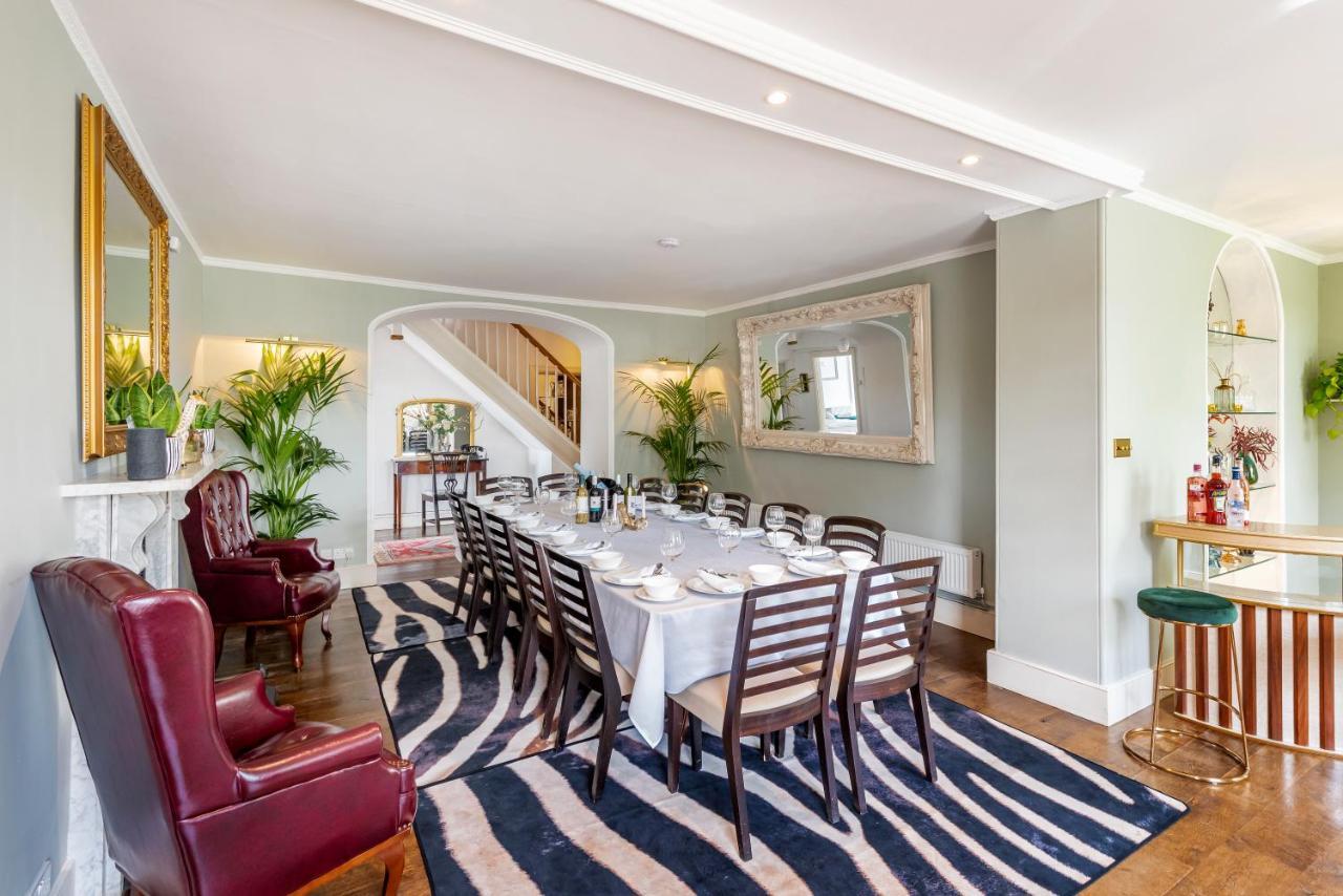 Cotswold Manor House - Country House Retreat With Hot Tub, Ideal For Large Groups Petty France Bagian luar foto