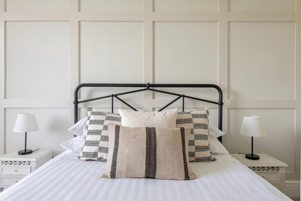 Cotswold Manor House - Country House Retreat With Hot Tub, Ideal For Large Groups Petty France Bagian luar foto