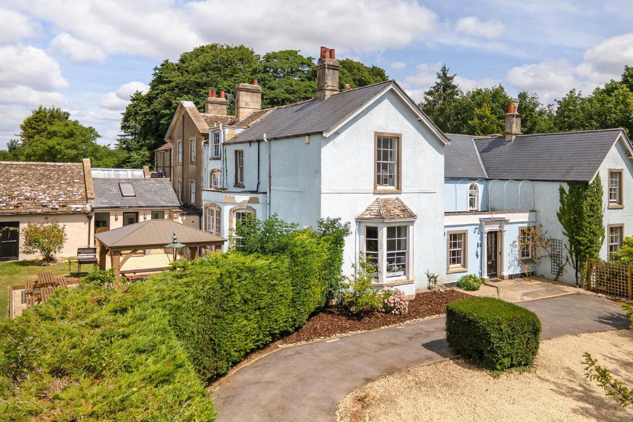 Cotswold Manor House - Country House Retreat With Hot Tub, Ideal For Large Groups Petty France Bagian luar foto